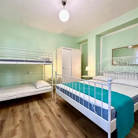 Apartmán Charming Historic Hideaway With Stunning Pool
