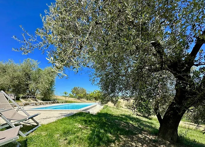 Charming Historic Hideaway With Stunning Pool Senigallia